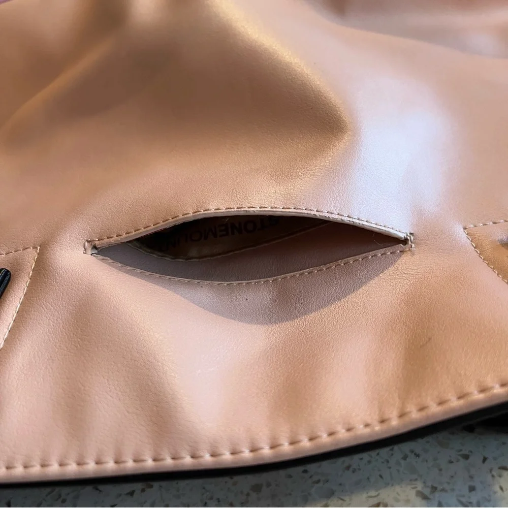 shoulder bag